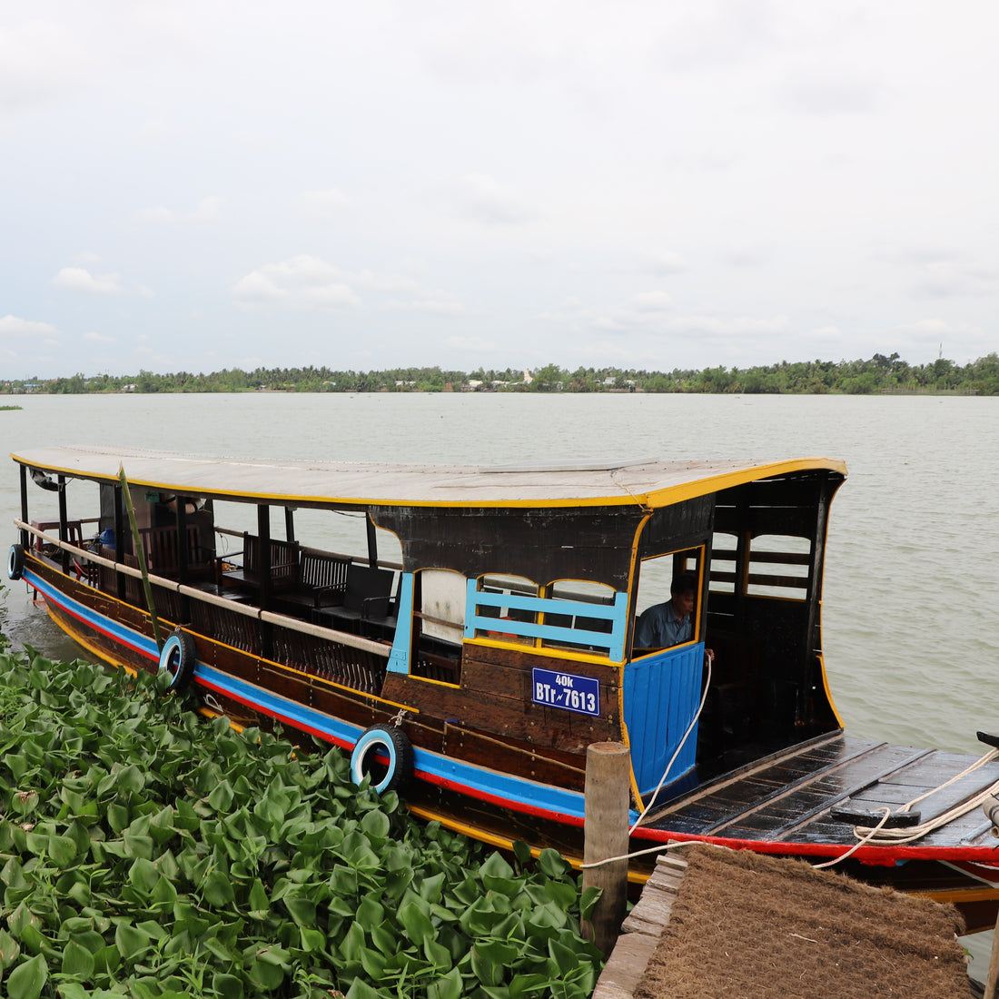 DAY TRIP - COCONUT MARKET & CỒN HÔ